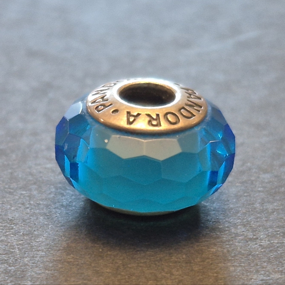Pandora Fascinating Aqua Murano Glass Charm